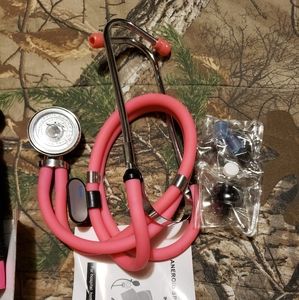 Stethoscope with blood pressure reader